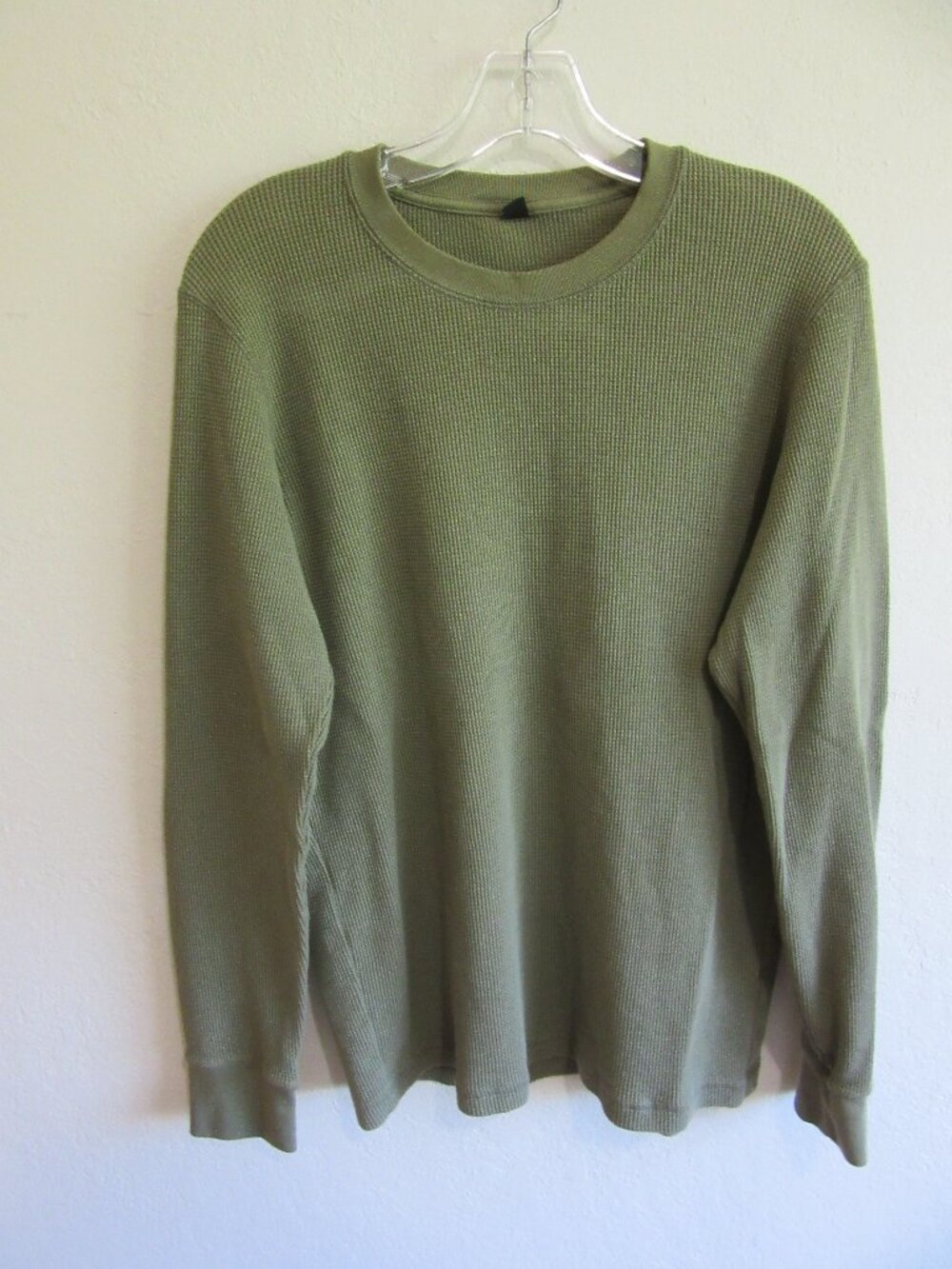 UNIQLO Green Long Sleeve Thermal M Shirt